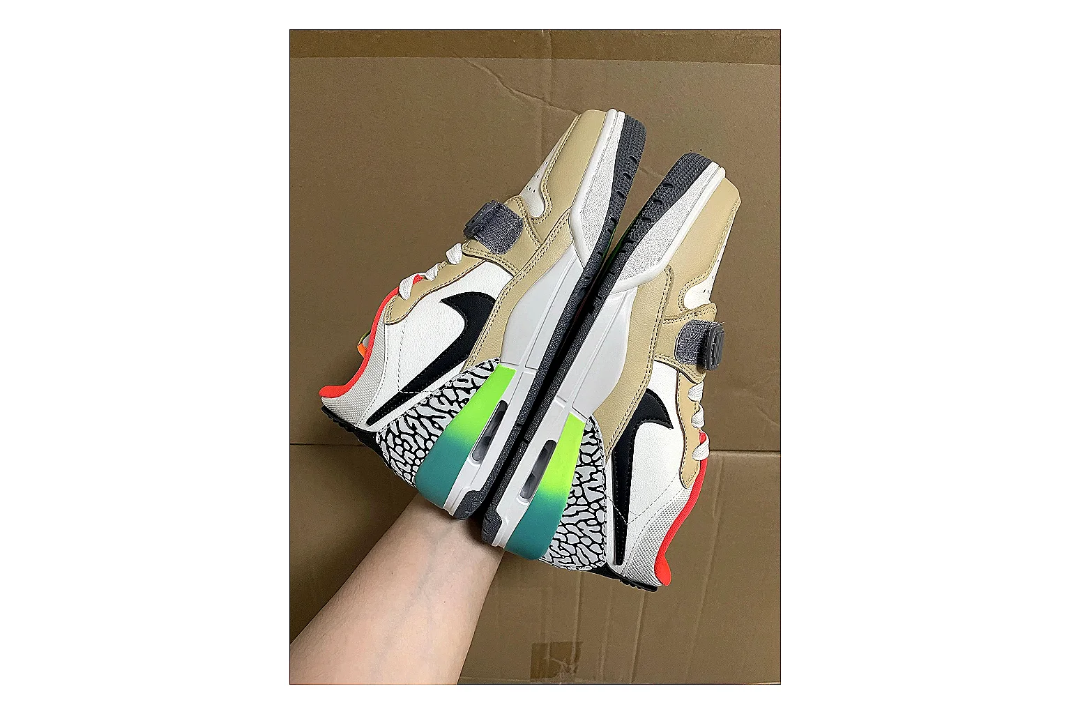 Jordan Air Jordan White Green Red Product Image thumbnail 4