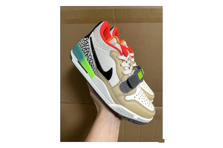 Jordan Air Jordan White Green Red Product Image