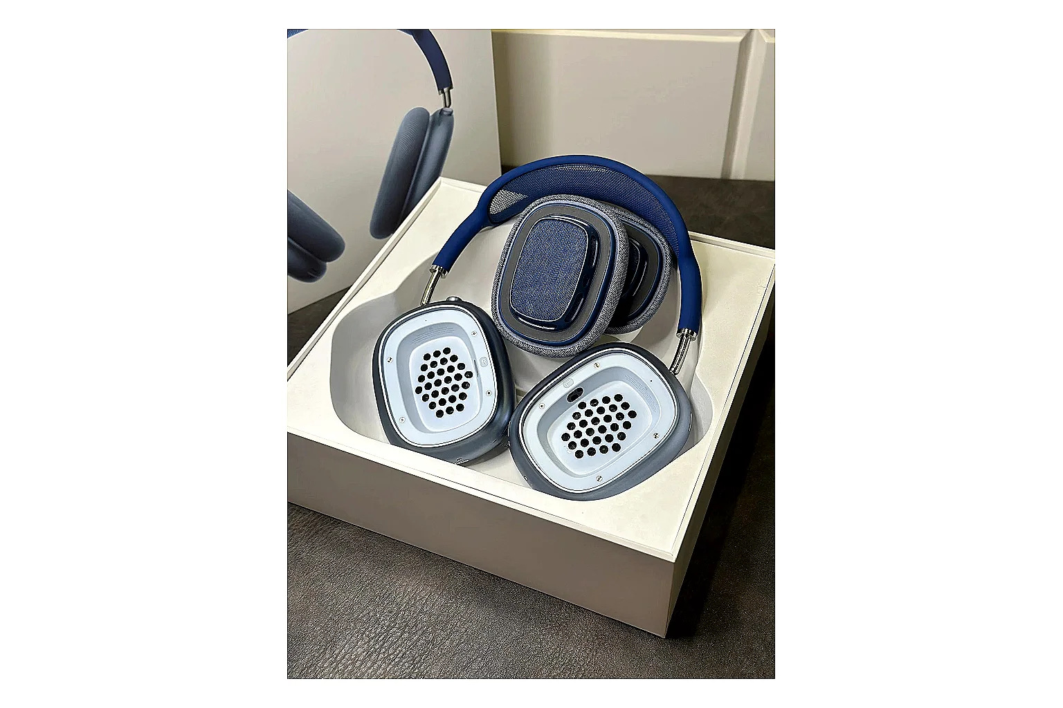 Kakobuy find list Apple Airpods Max Blue Headphones find list product image thumbnail 5
