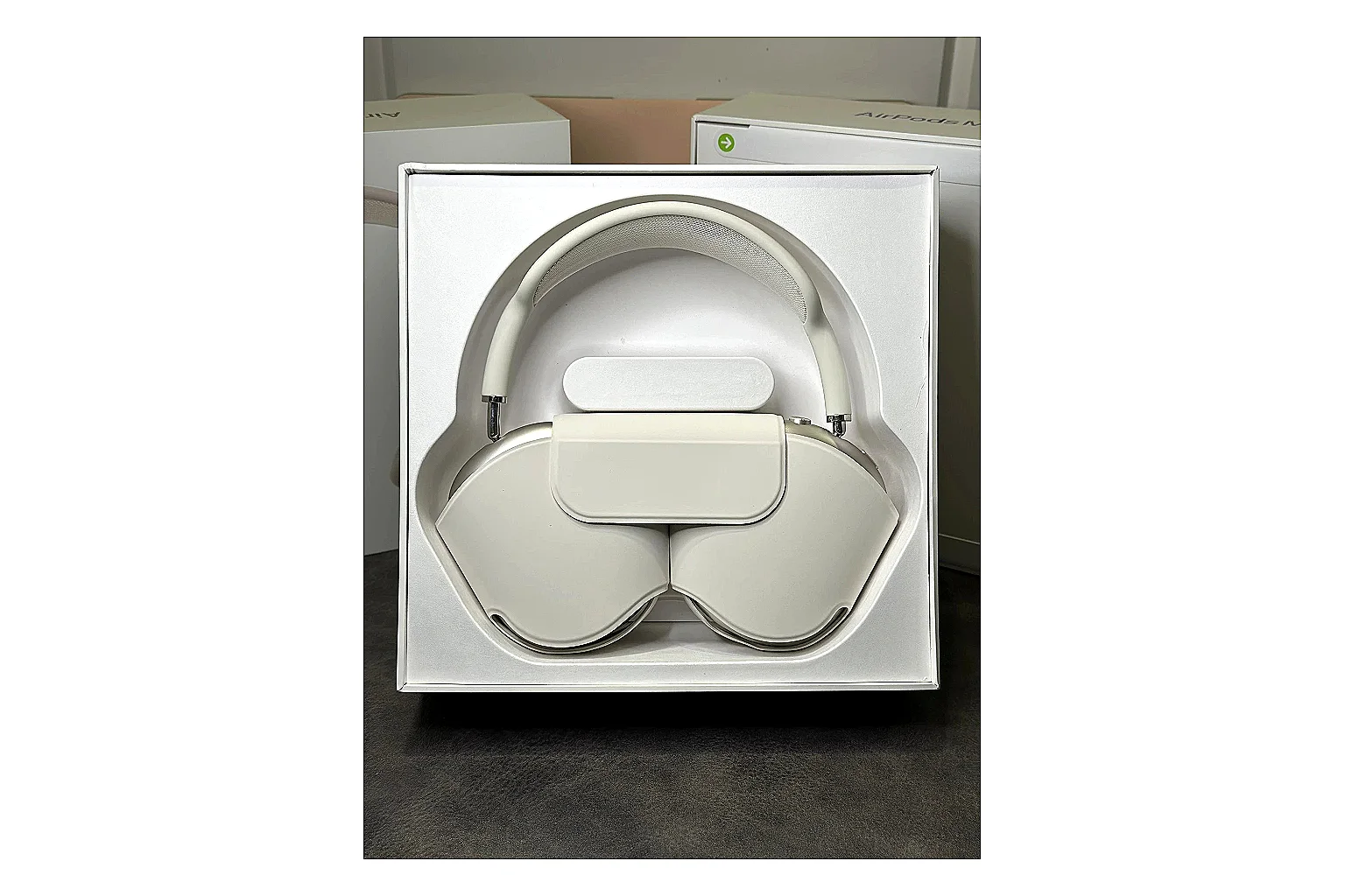 Kakobuy find scout Apple Airpods Max Starlight Headphones scout comparison product image thumbnail 6