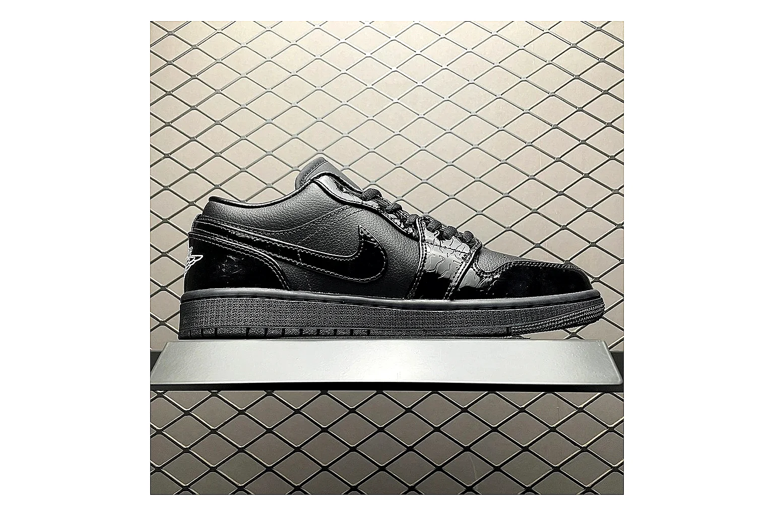 Kakobuy find scout Other Casual Low-Top Sneaker 9723 scout comparison product image thumbnail 2