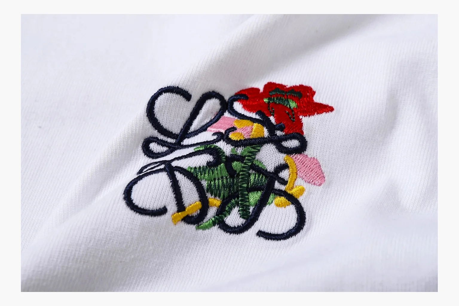 Loewe Rose Logo T-Shirt White Product Image thumbnail 6