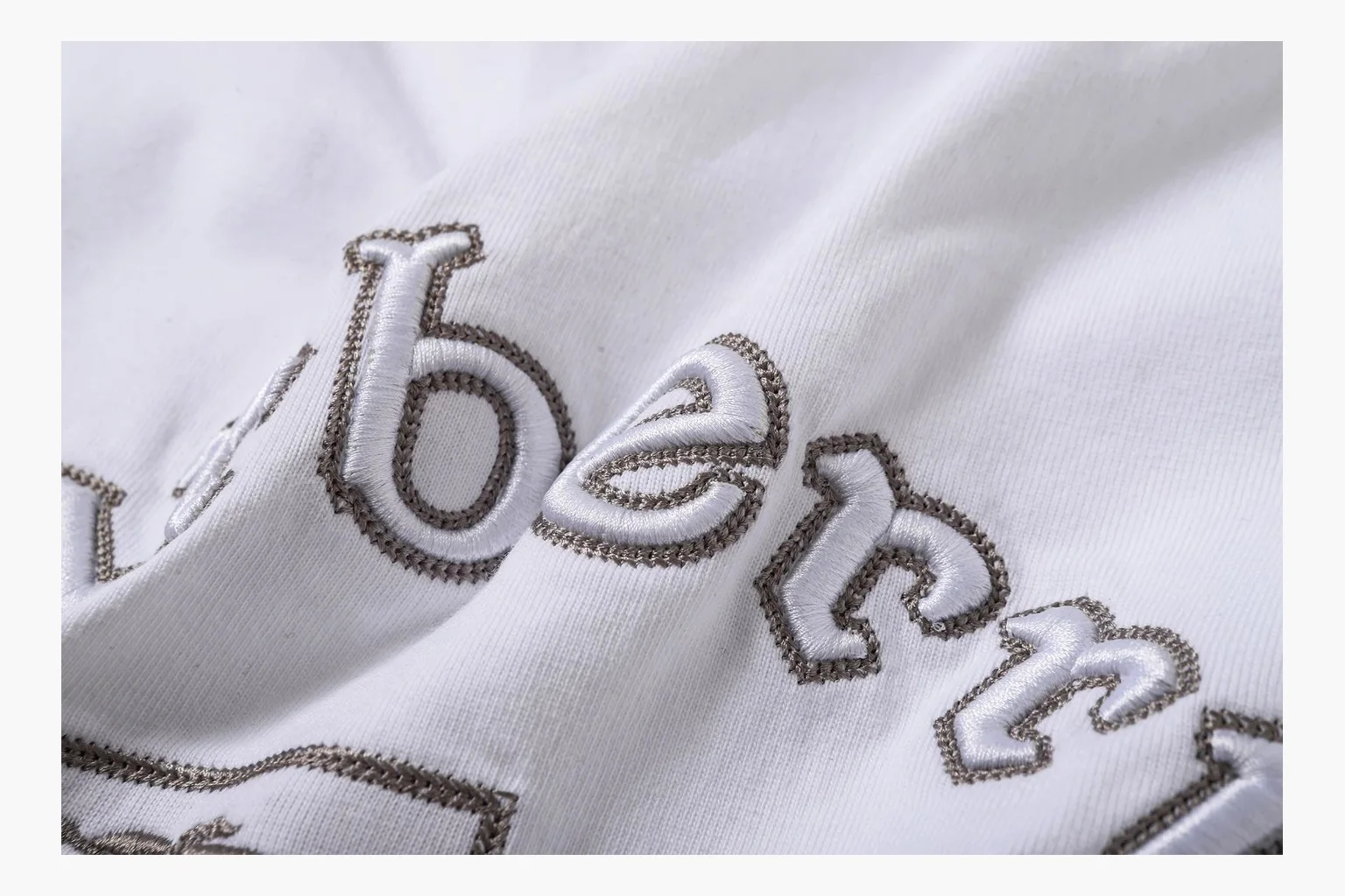 Burberry Logo Graphic T-Shirt White Product Image thumbnail 5