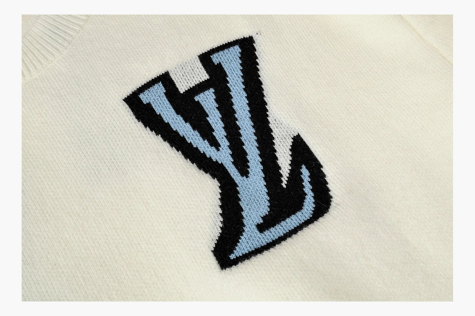 Louis Vuitton LV Flower Crewneck Sweater Cream Product Image thumbnail 5