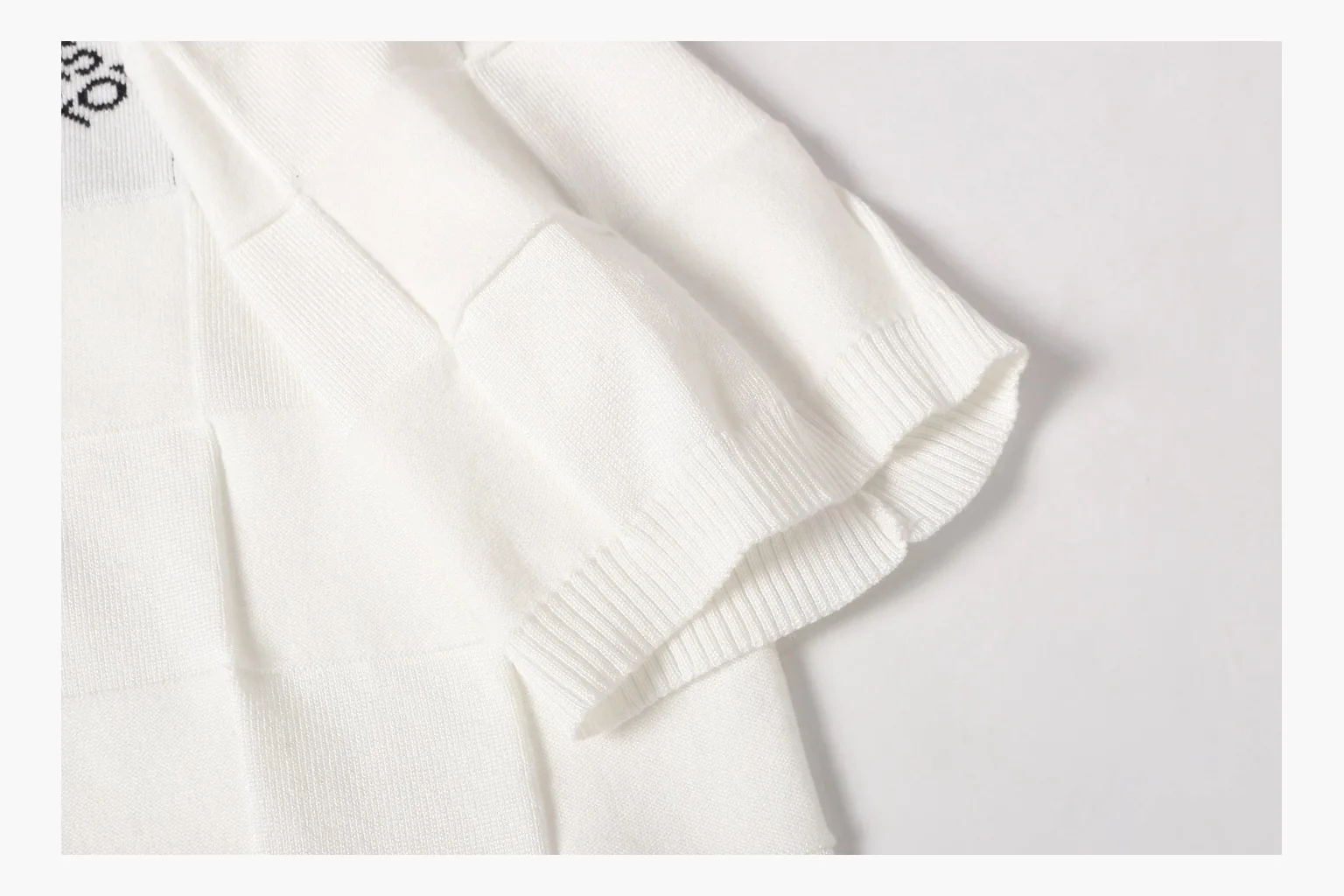 Louis Vuitton Embossed Monogram T-Shirt White Product Image thumbnail 6