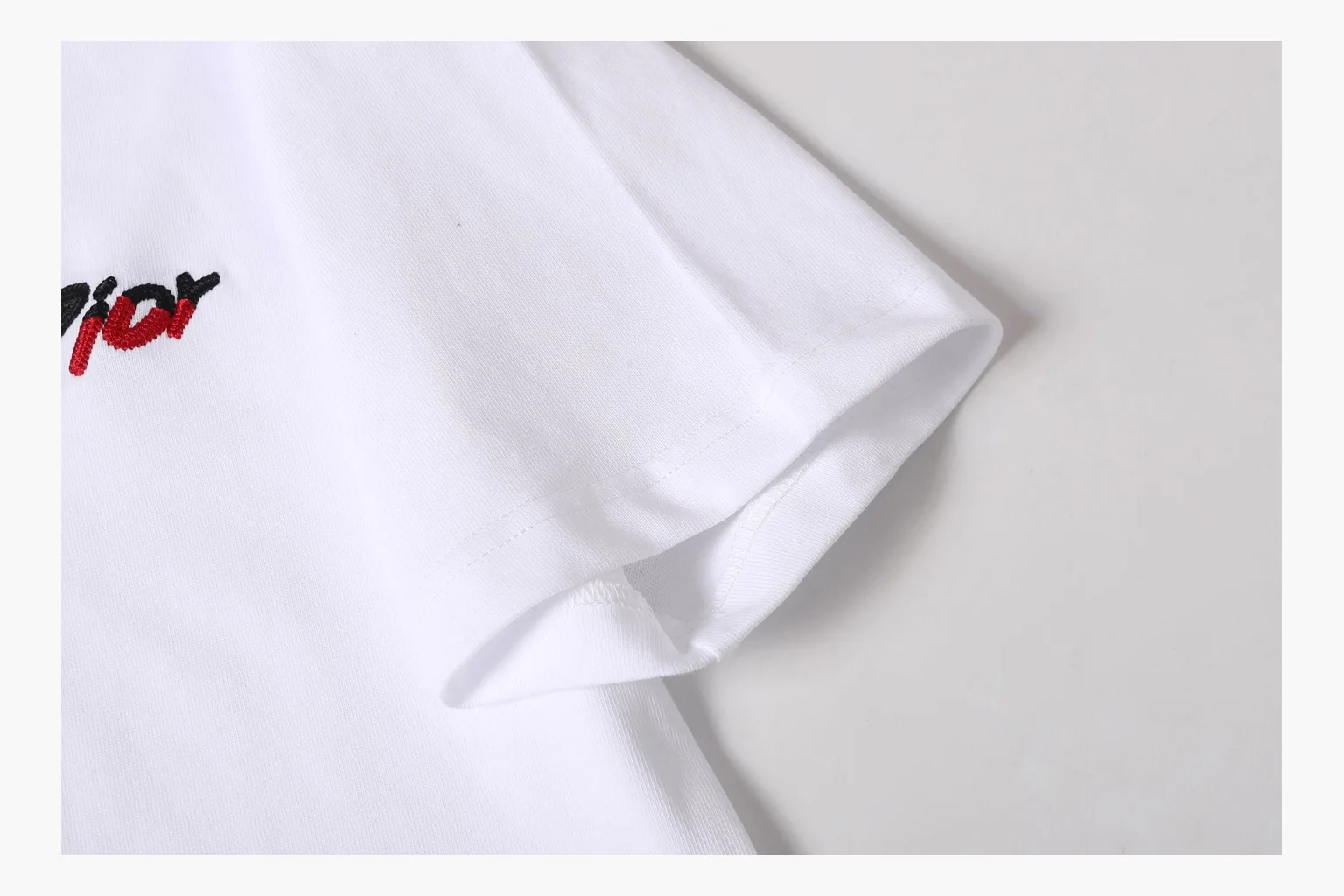 Christian Dior Logo Patch T-Shirt White Product Image thumbnail 6