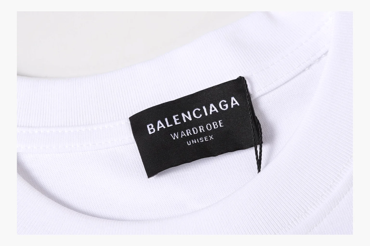 Balenciaga Spray Logo T-Shirt White Product Image thumbnail 3