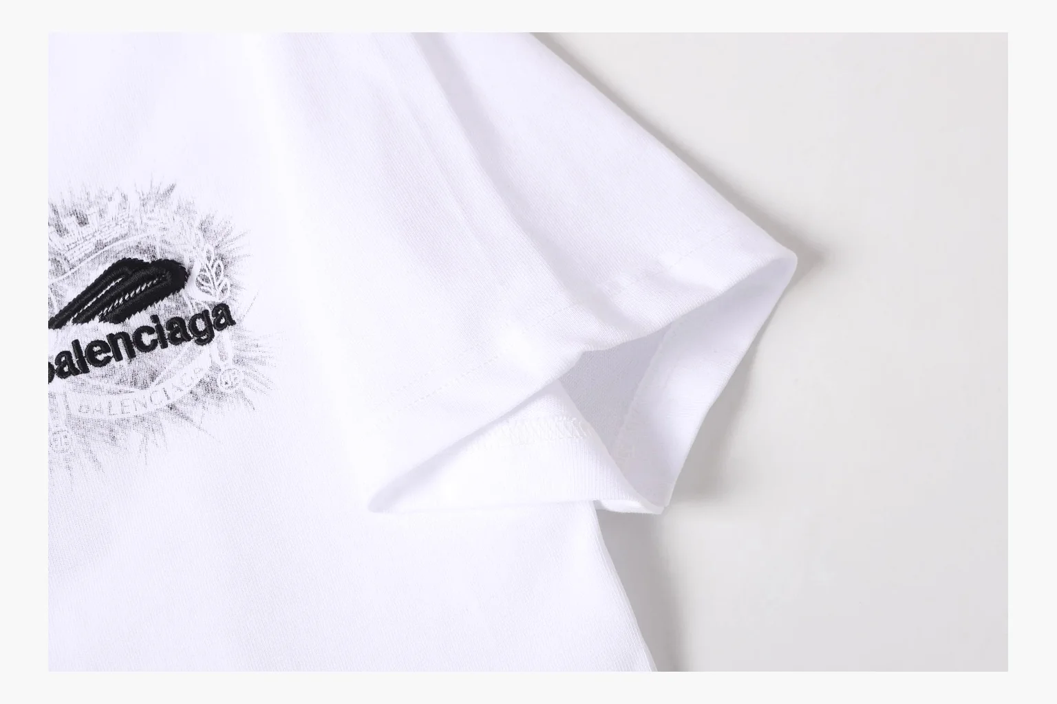 Balenciaga Spray Logo T-Shirt White Product Image thumbnail 6