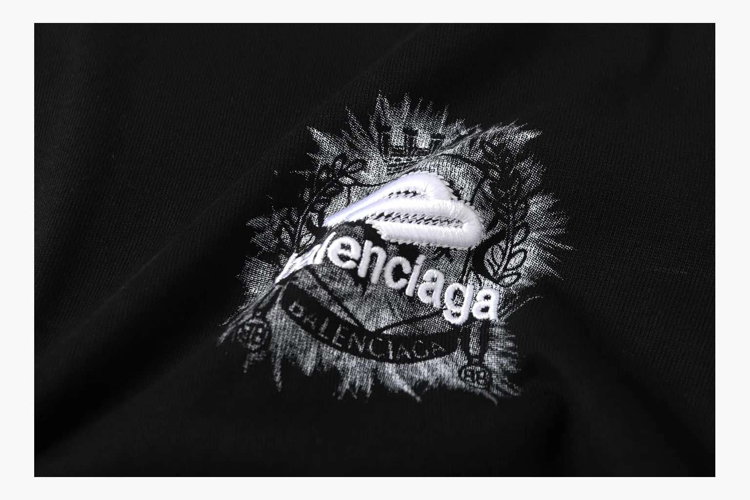 Balenciaga Spray Logo T-Shirt Black Product Image thumbnail 4