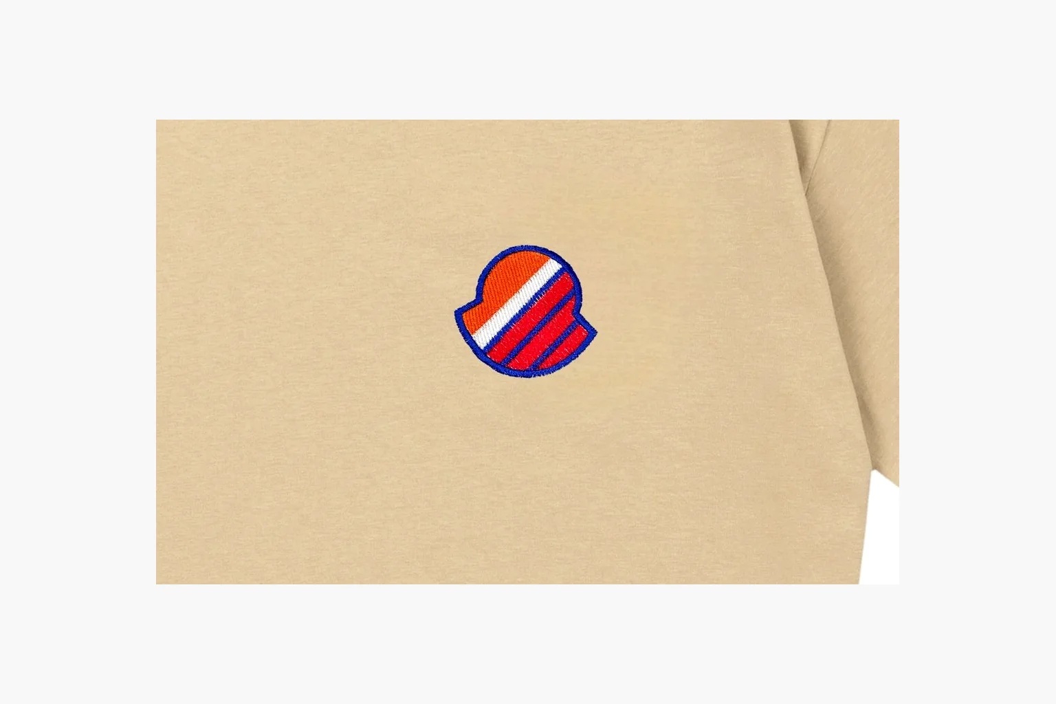 Moncler Patch T-Shirt Beige Product Image thumbnail 4