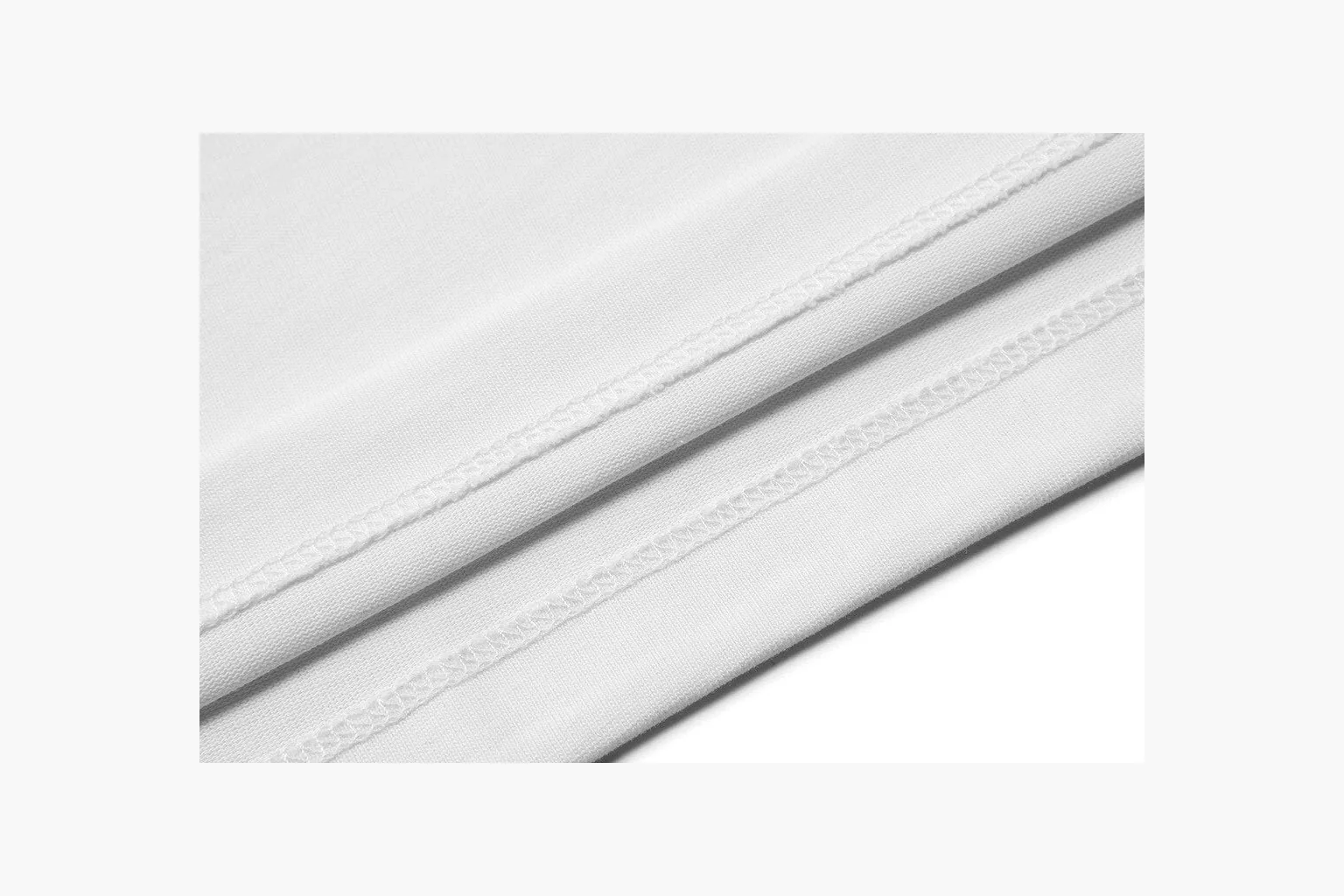 Moncler Patch T-Shirt White Product Image thumbnail 6