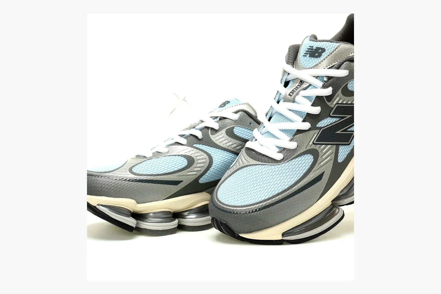New Balance 9060 Runner Sneaker Silver Teal Product Image thumbnail 6