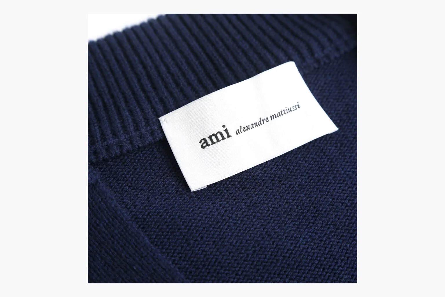 Ami Heart V-Neck Cardigan Navy Product Image thumbnail 4
