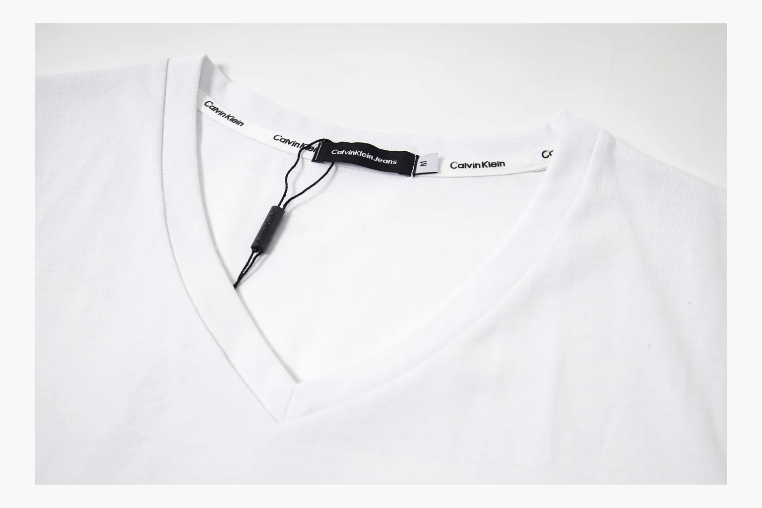 Calvin Klein Logo V-Neck T-Shirt White Product Image thumbnail 4