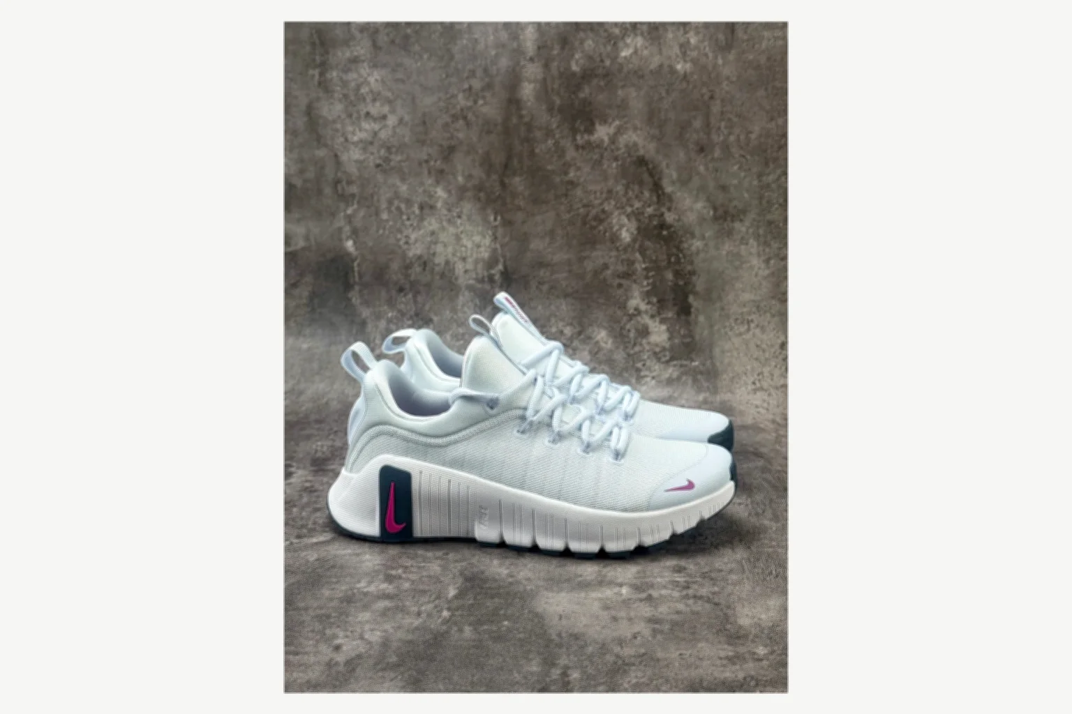 Kakobuy find scout Nike Free Metcon Mixed Sneakers scout comparison product image thumbnail 5