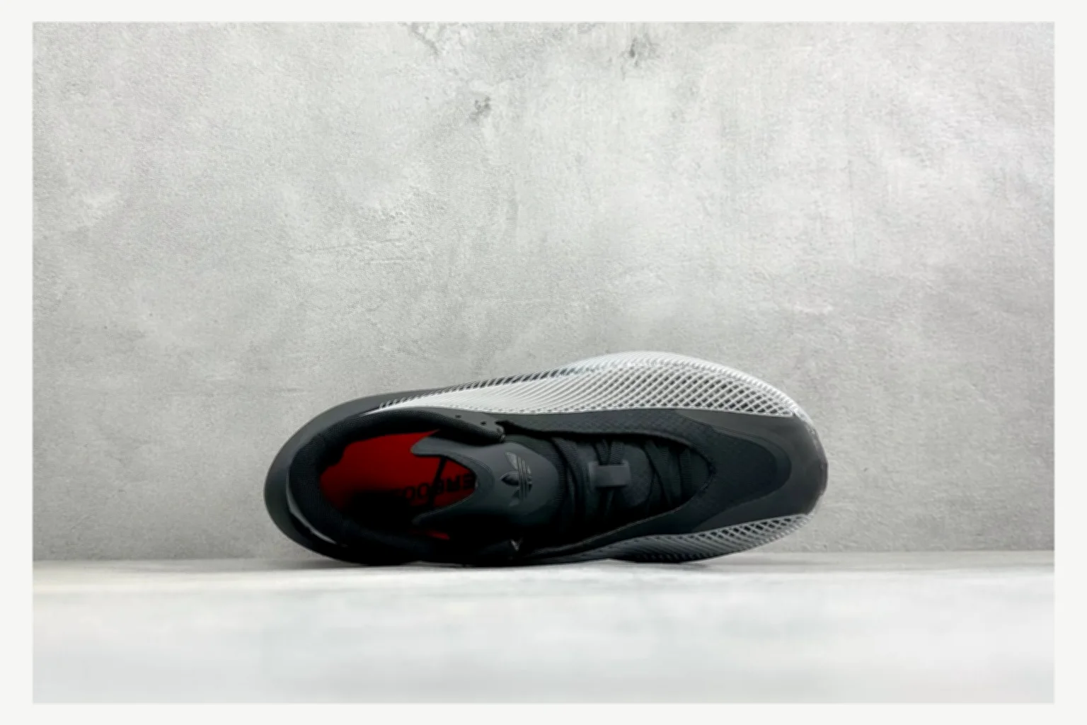 Adidas Hyper Boost White Red Runner Kakobuy find scout product image thumbnail 3