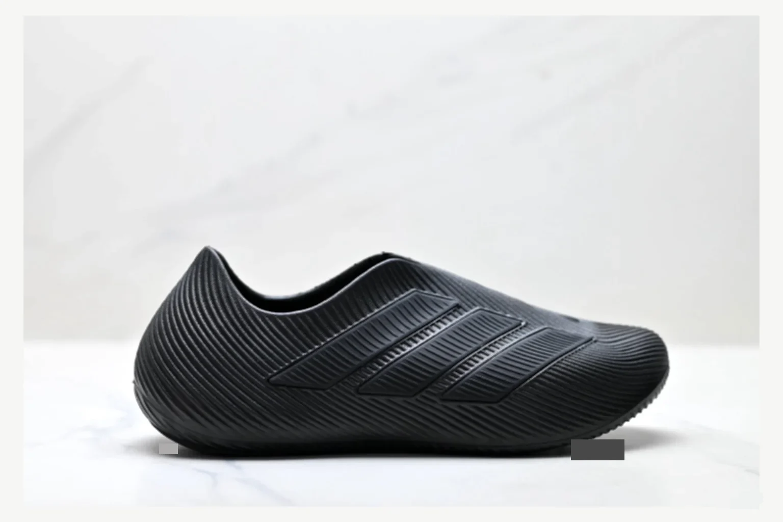 Adidas Purechill White Blue Runner Kakobuy find scout product image