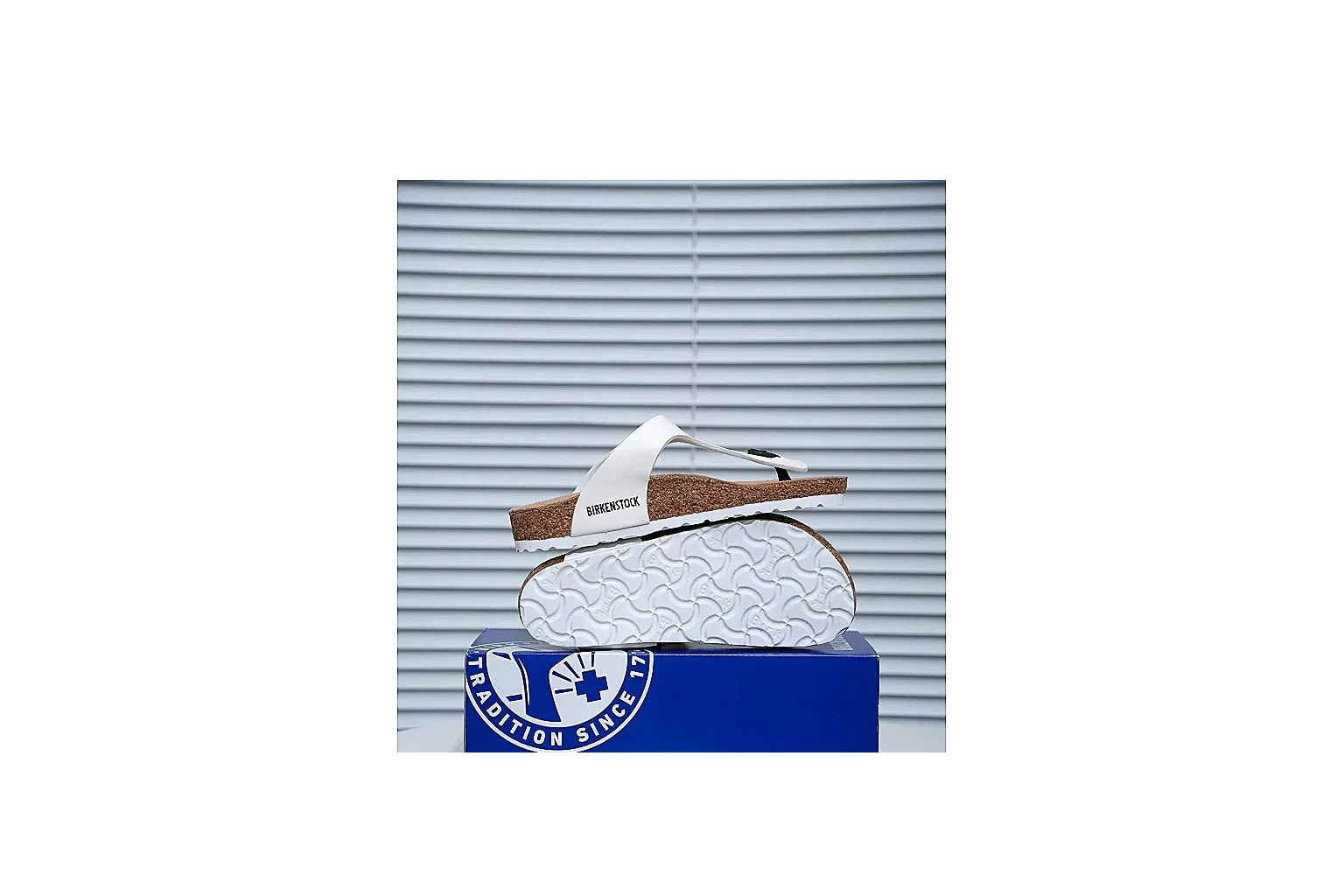 Birkenstock Gizeh White Cork Sandal Product Image thumbnail 3