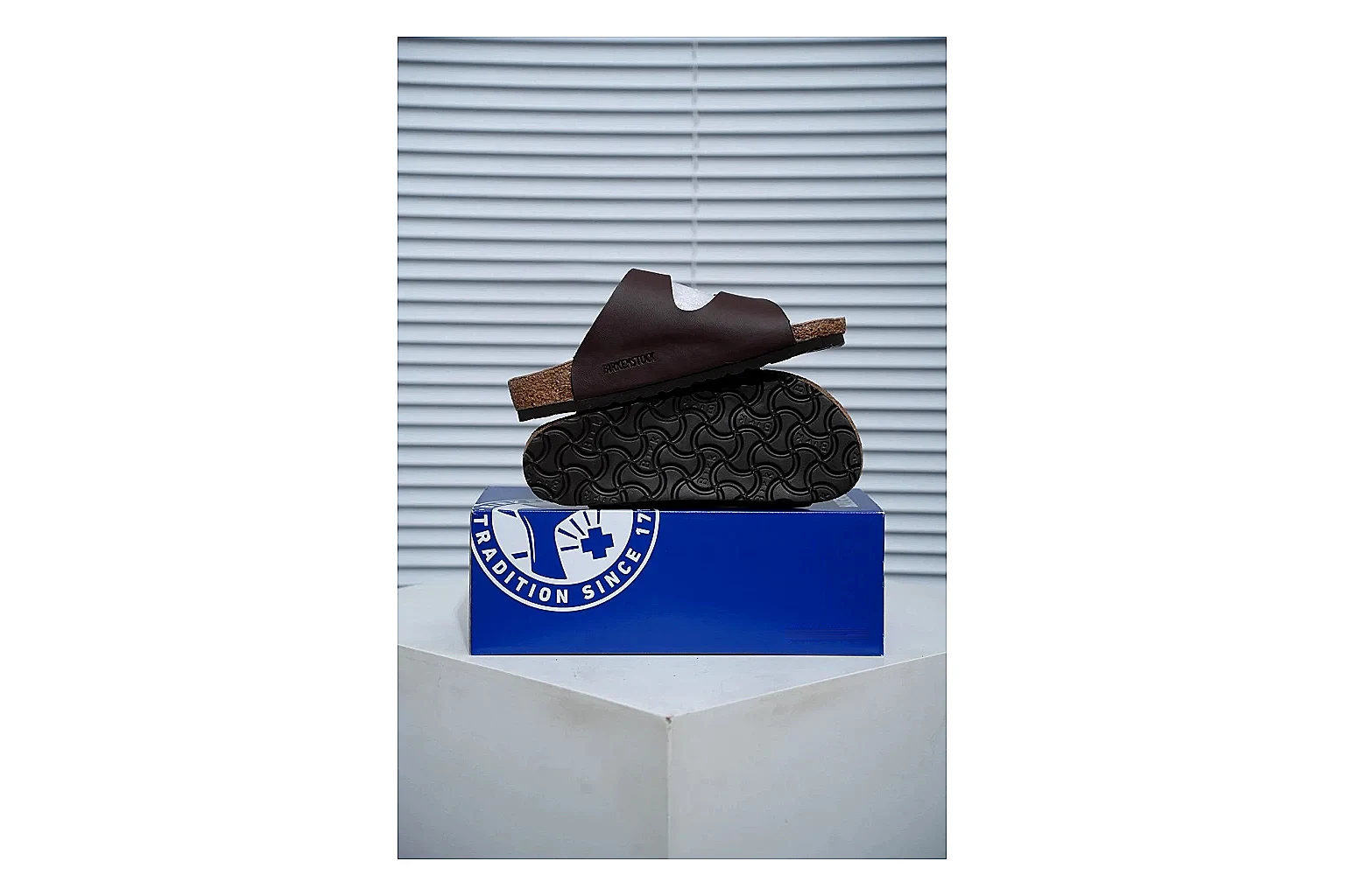 Birkenstock Arizona Mocha Cork Slide Product Image thumbnail 3