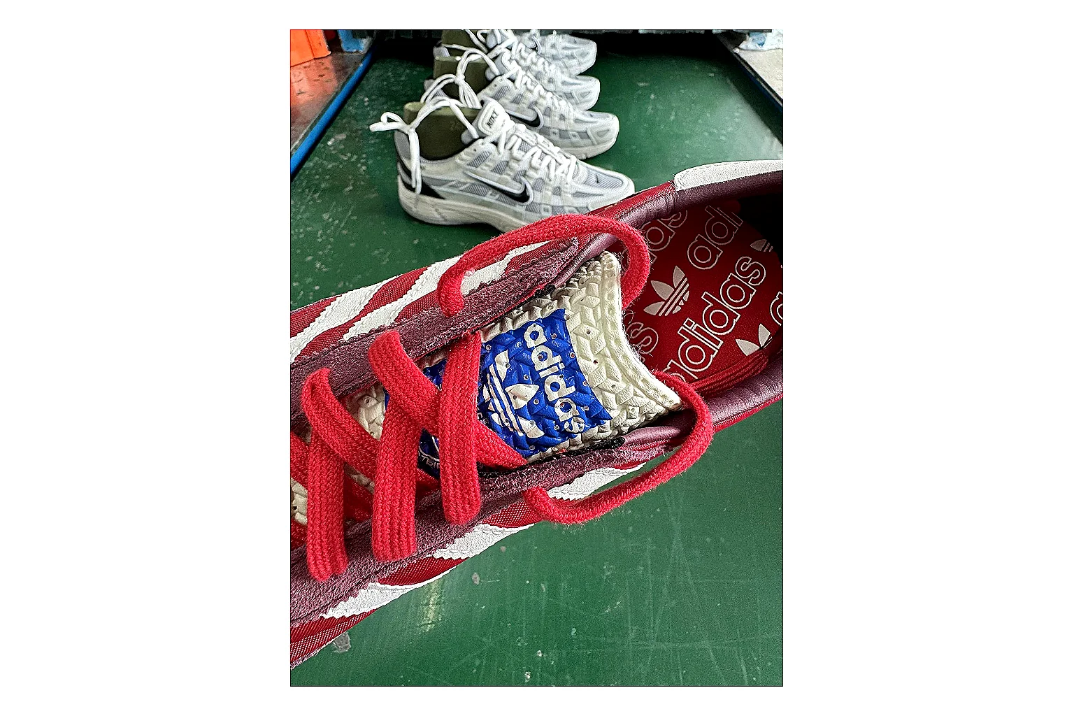 Adidas SL 72 RS Red White Product Image thumbnail 5