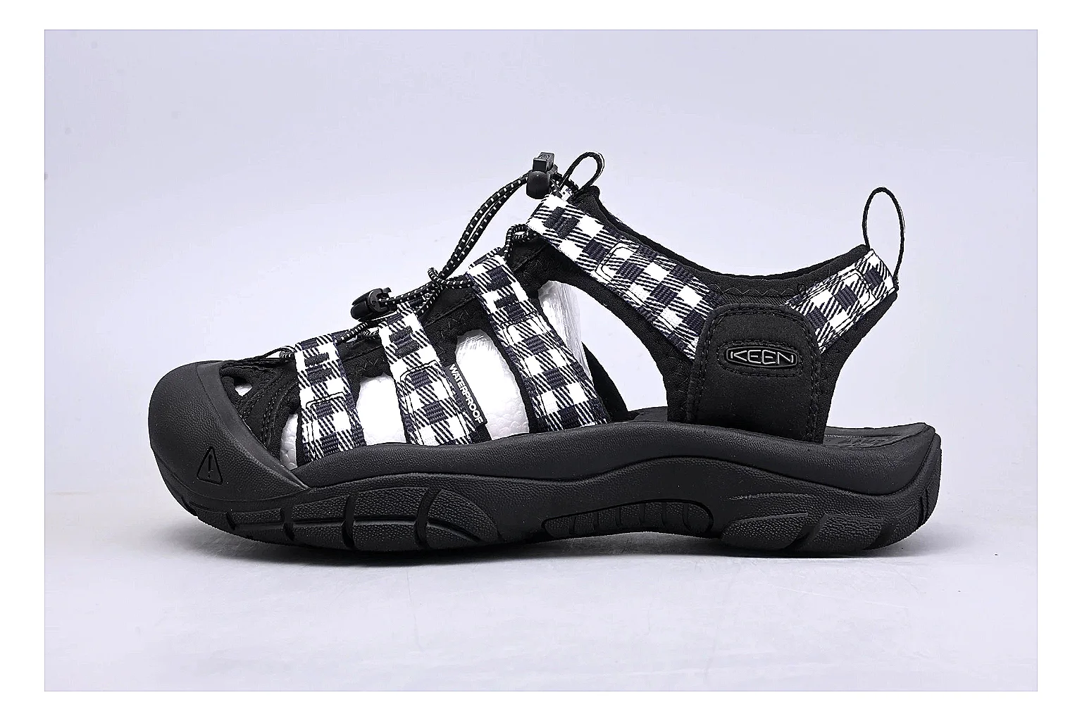 KEEN Zerraport Plaid Sandal Product Image