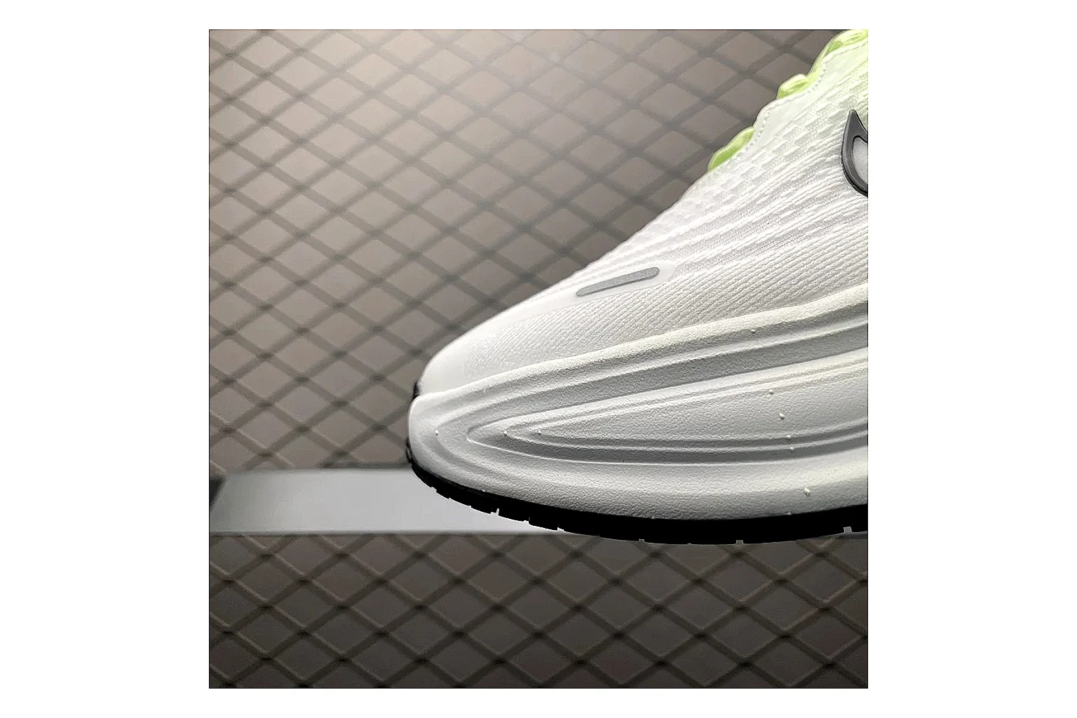 Nike Vomero Plus Volt White Product Image thumbnail 6