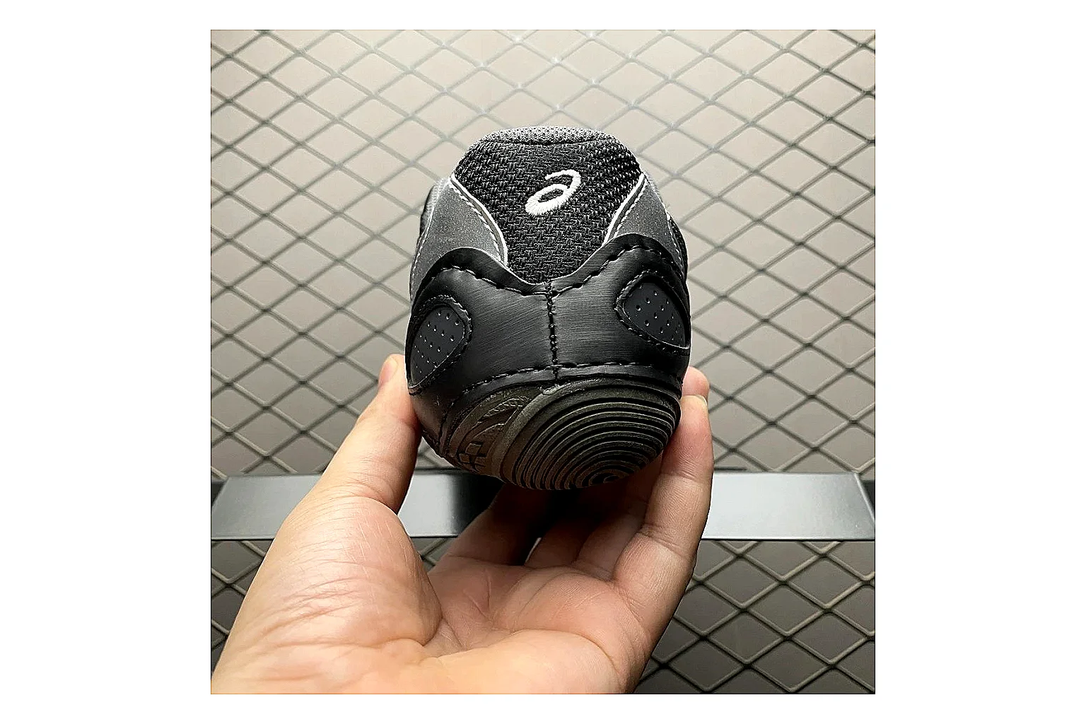 Asics Gel-Kahana Black Silver Product Image thumbnail 2