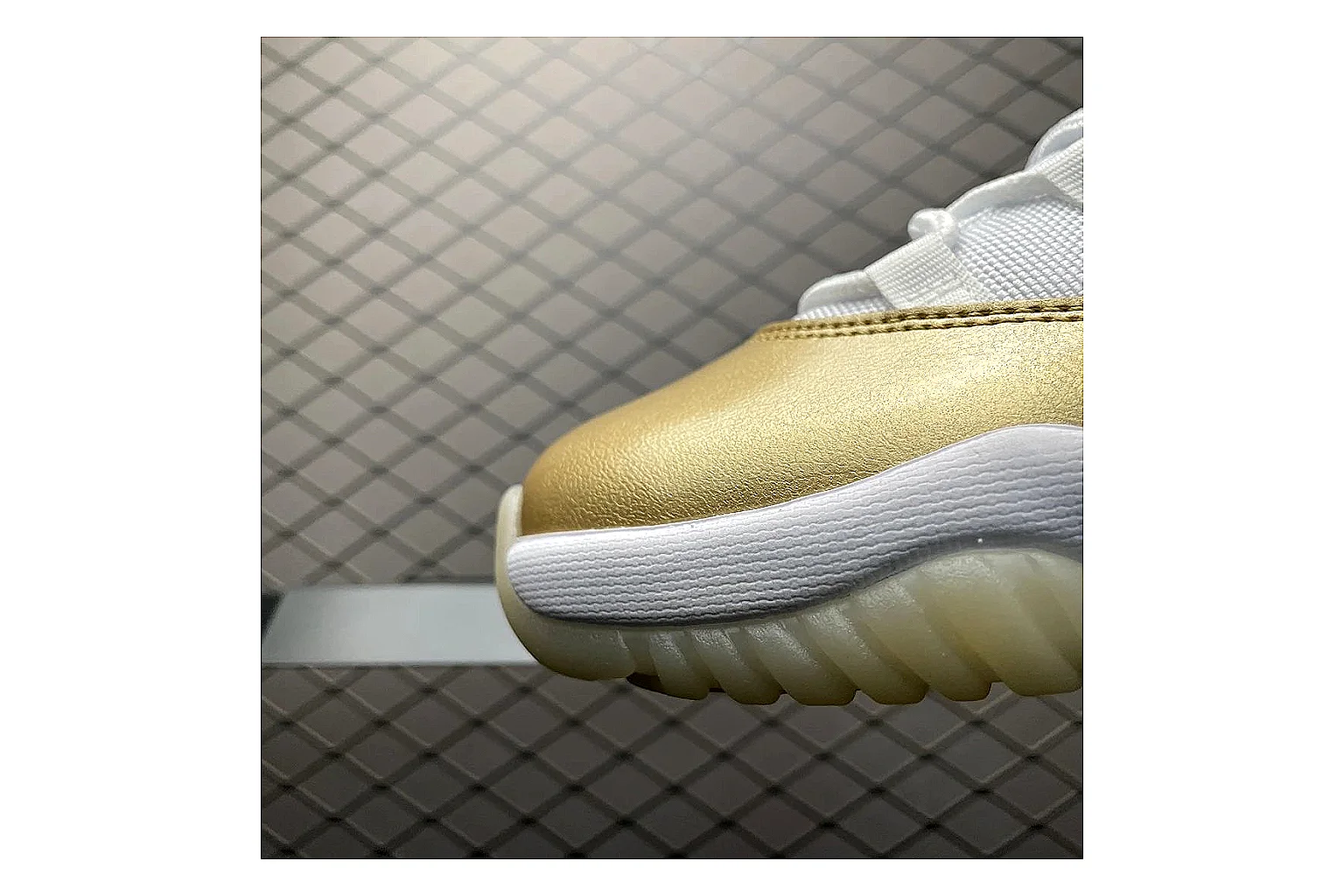 Jordan 11 Low White Gold Sneaker Product Image thumbnail 6