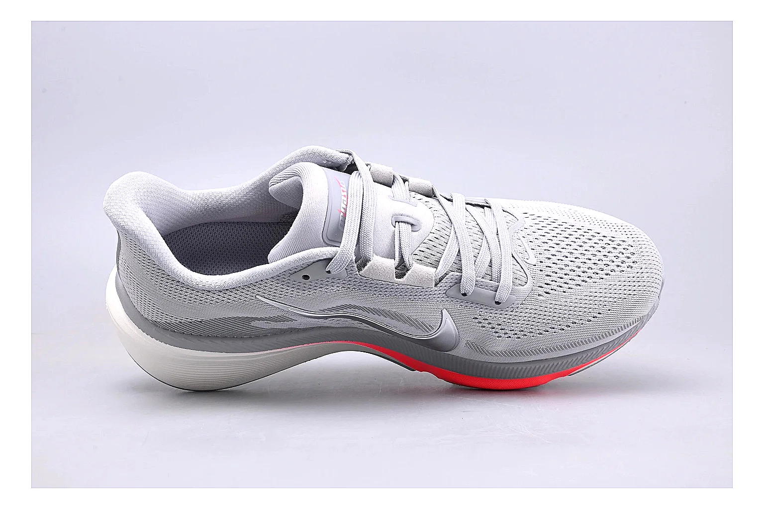 Nike Air Zoom Vomero White Pink Product Image thumbnail 3