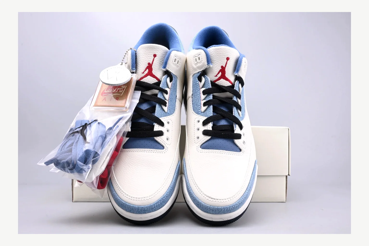 Jordan Air Jordan 3 Blue Sneaker Product Image thumbnail 5