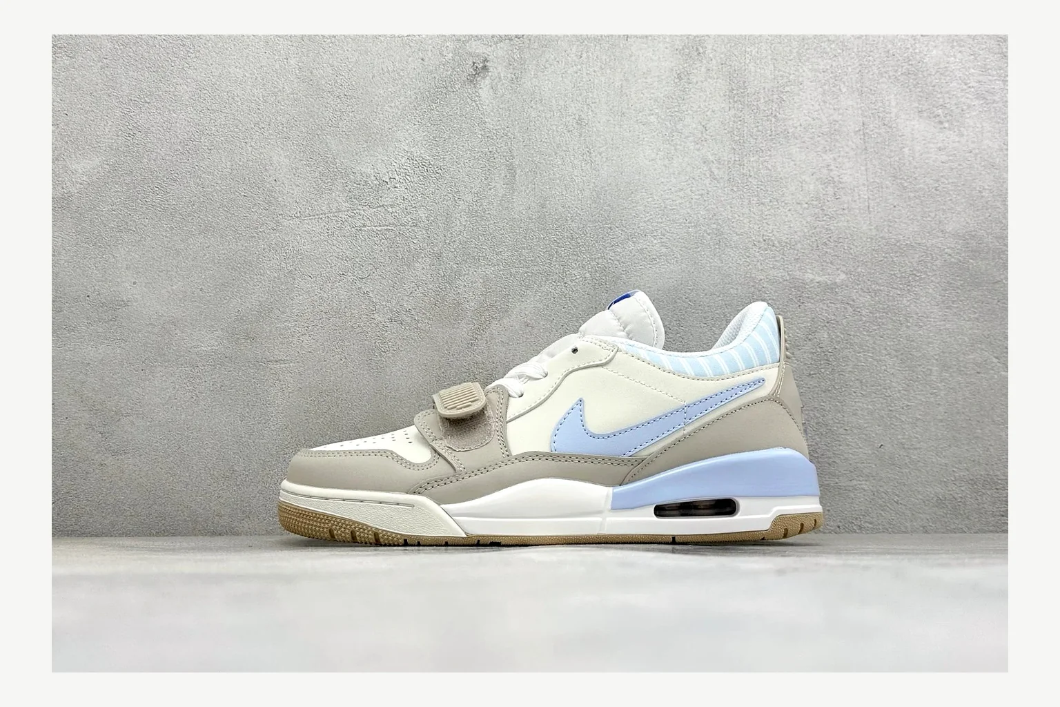 Jordan Air Jordan 4 Blue Sneaker Product Image thumbnail 2
