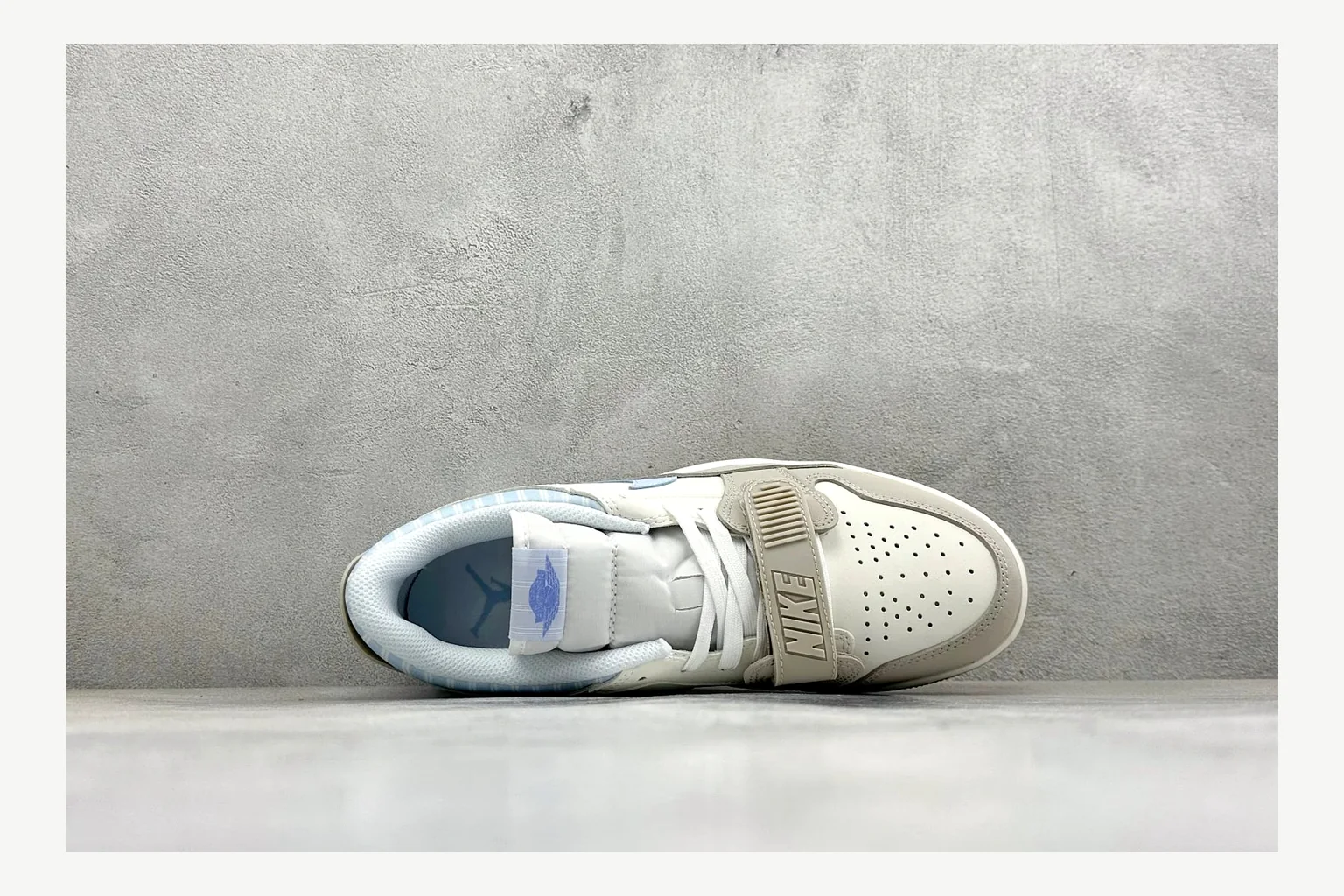 Jordan Air Jordan 4 Blue Sneaker Product Image thumbnail 3