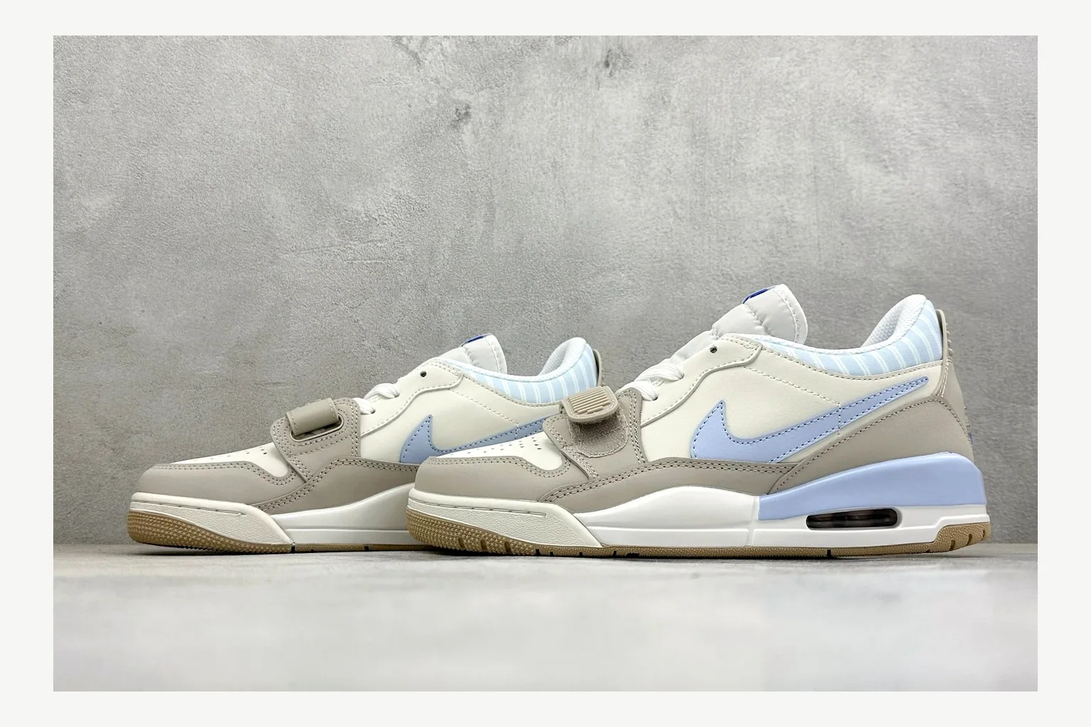 Jordan Air Jordan 4 Blue Sneaker Product Image thumbnail 5