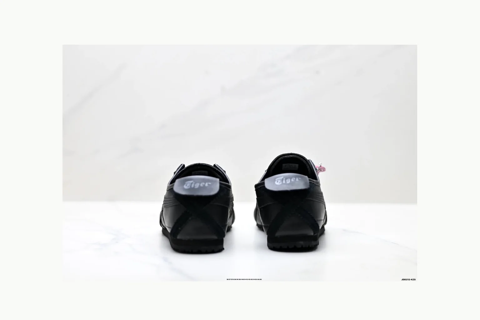 Onitsuka Tiger Black Leather Sneaker Product Image thumbnail 6