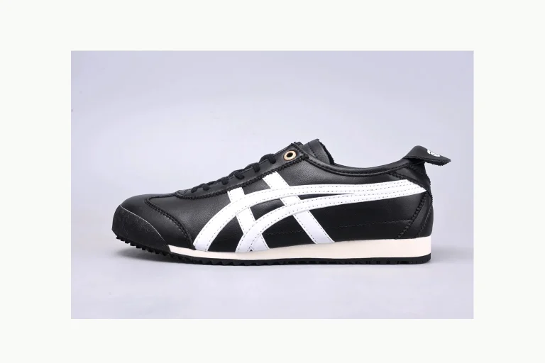 Onitsuka Tiger Black White Sneaker Product Image