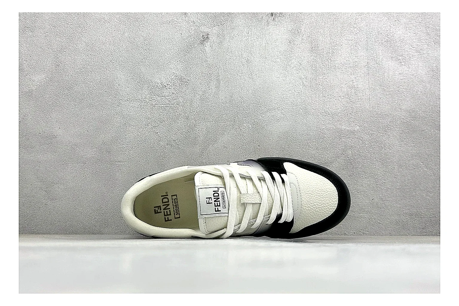 Fendi Match Black White Product Image thumbnail 3