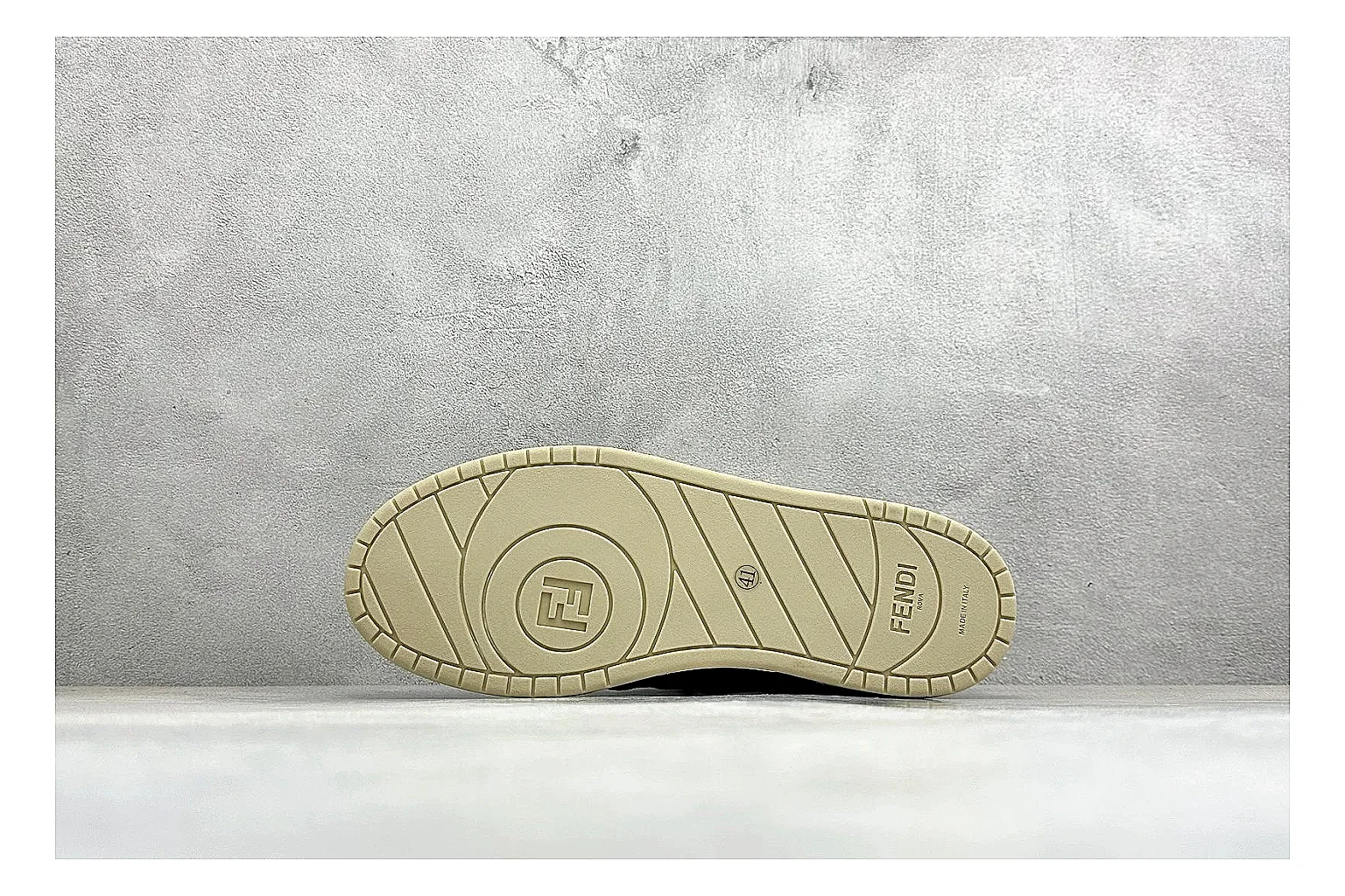 Fendi Match Black White Product Image thumbnail 5
