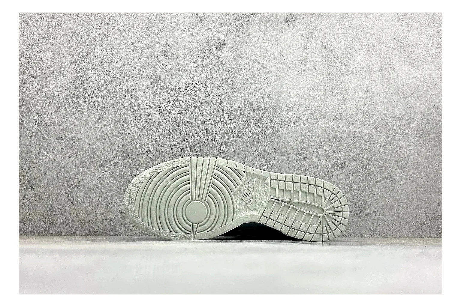 Nike SB Dunk Low Grey Product Image thumbnail 5