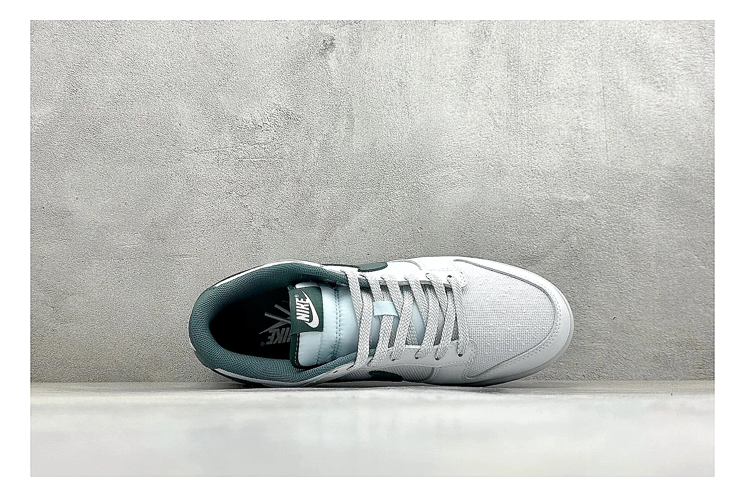 Nike SB Dunk Low White Green Product Image thumbnail 3