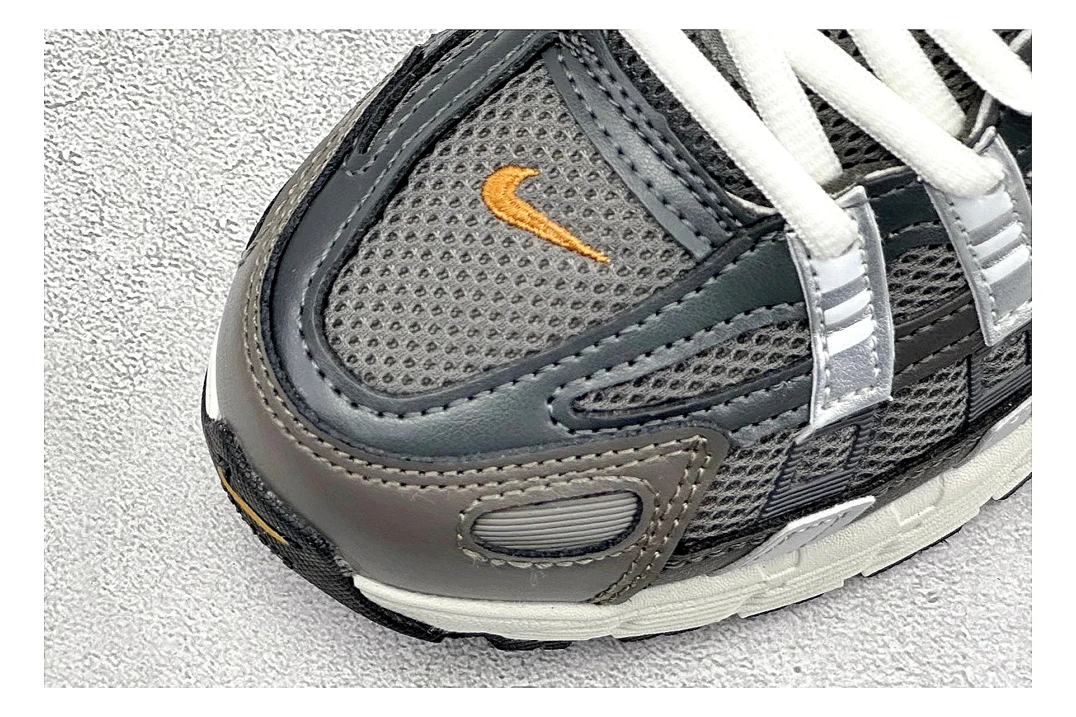 Nike P-6000 Black Orange Product Image thumbnail 6