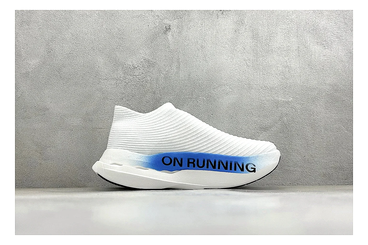On Cloudboom White Blue Product Image thumbnail 2