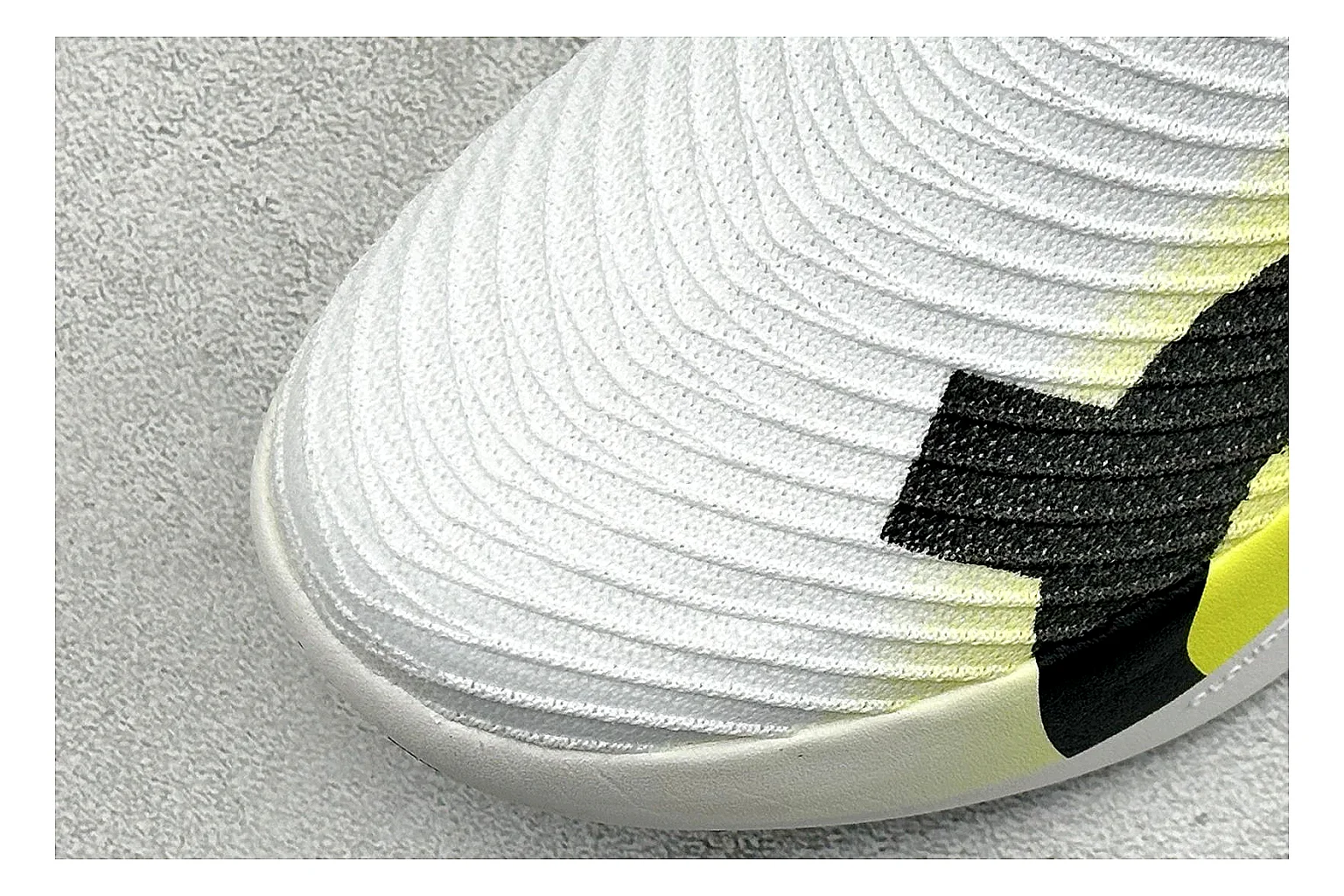 On Cloudboom White Lime Product Image thumbnail 6