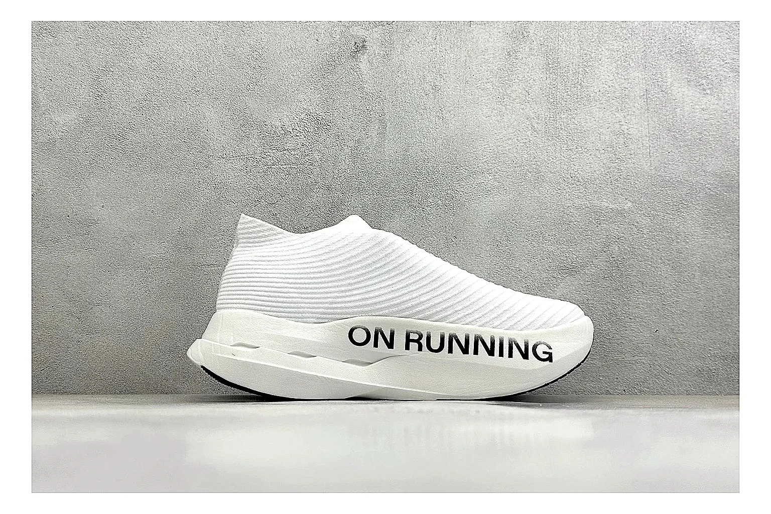 On Cloudboom White Black Product Image thumbnail 2
