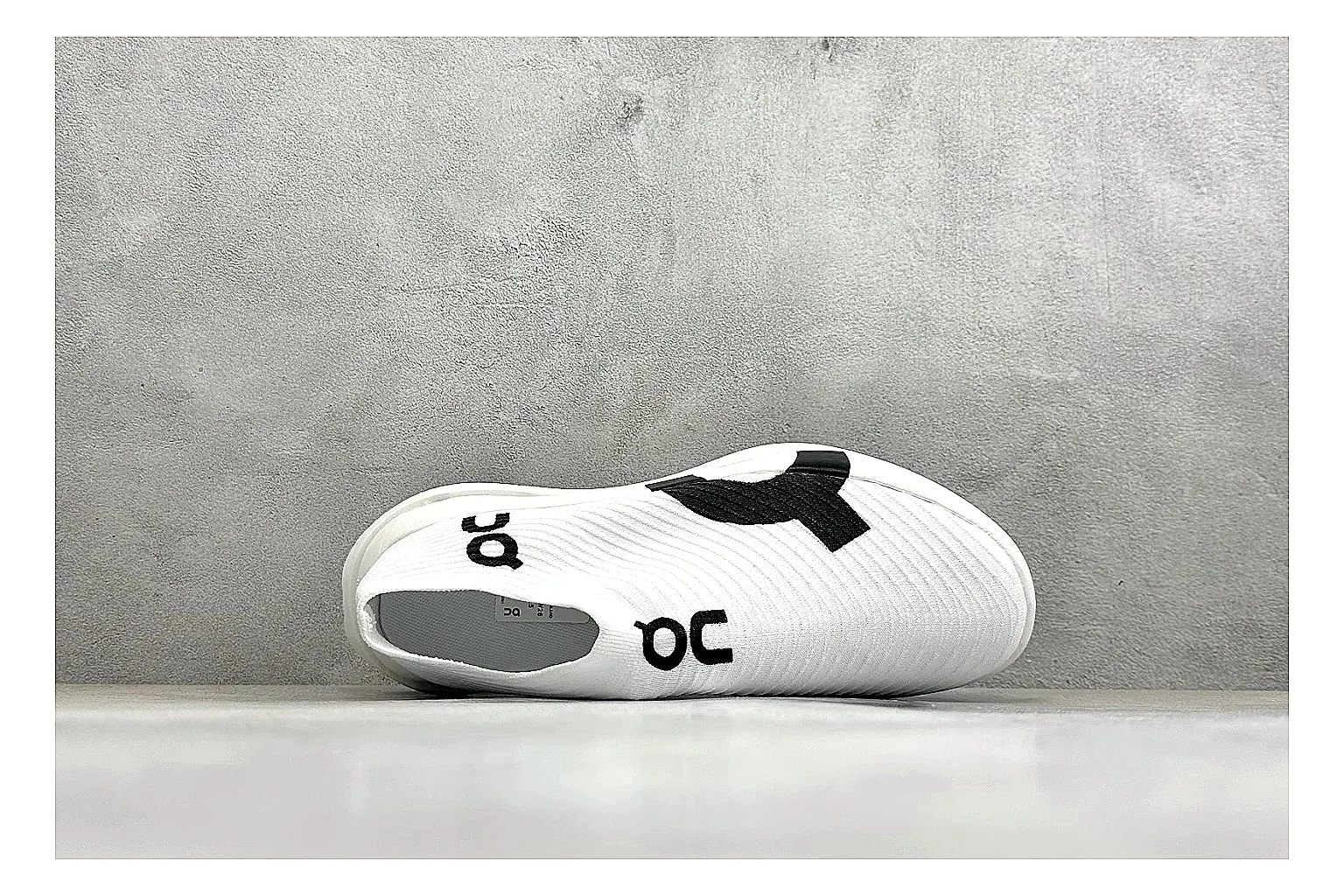 On Cloudboom White Black Product Image thumbnail 3