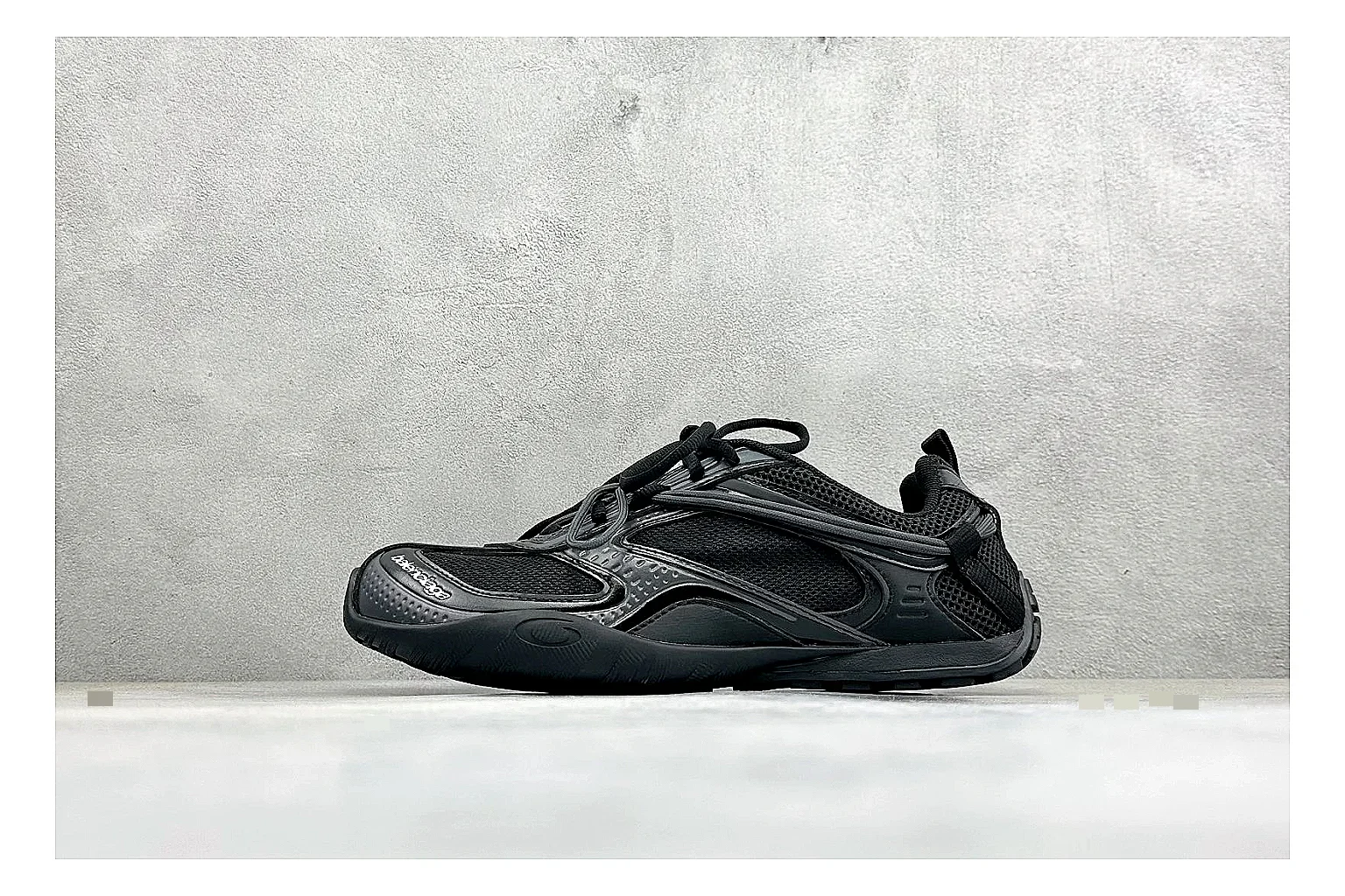 Balenciaga Track Black Low-Top Product Image
