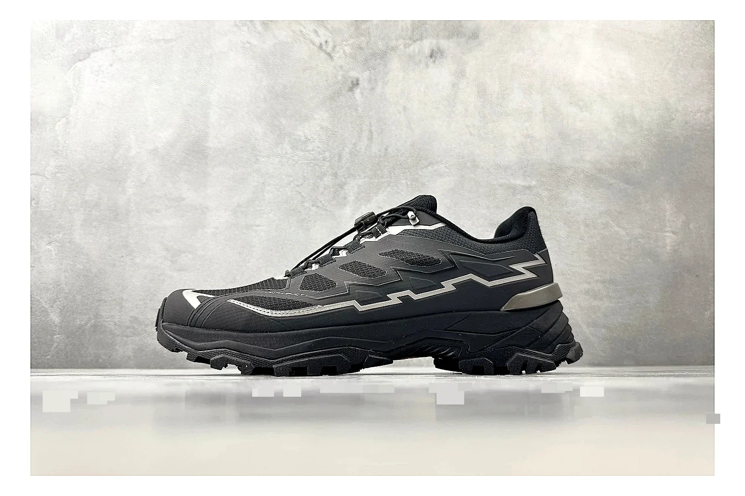 Kailas Fuga Black Vibram Product Image