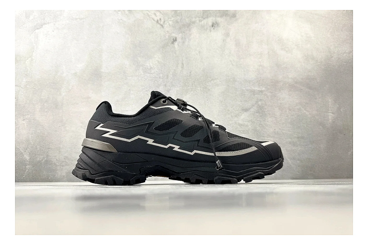 Kailas Fuga Black Vibram Product Image thumbnail 2