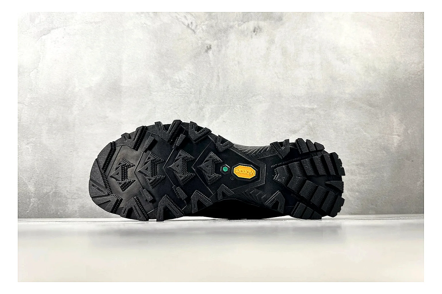 Kailas Fuga Black Vibram Product Image thumbnail 5