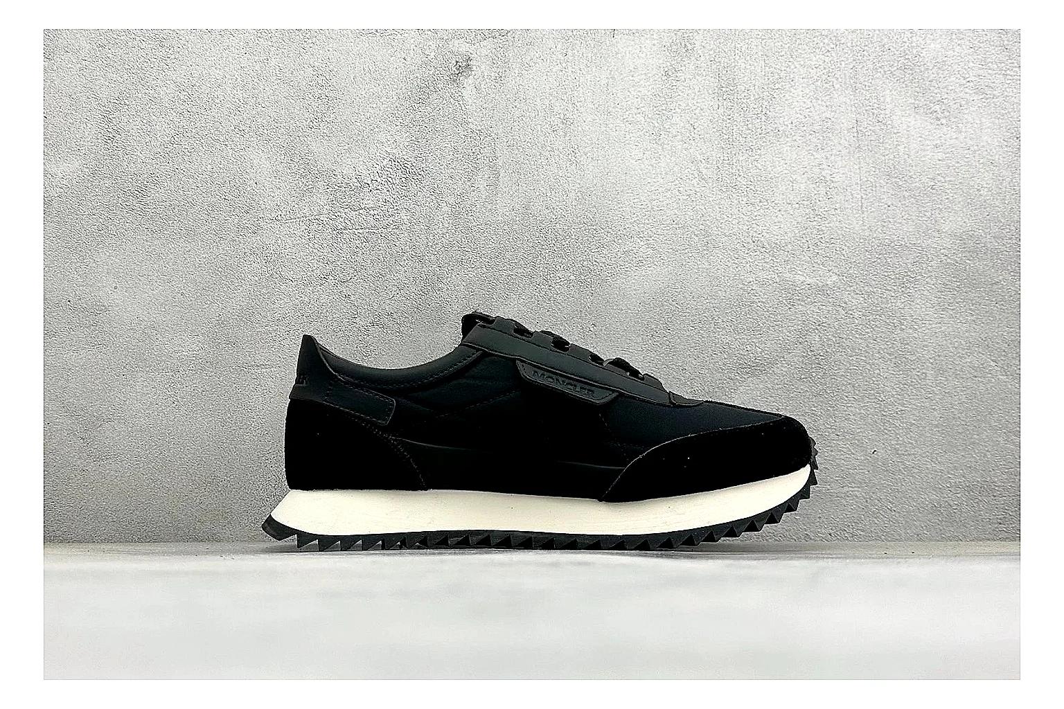 Moncler Pacey Black White Product Image thumbnail 2