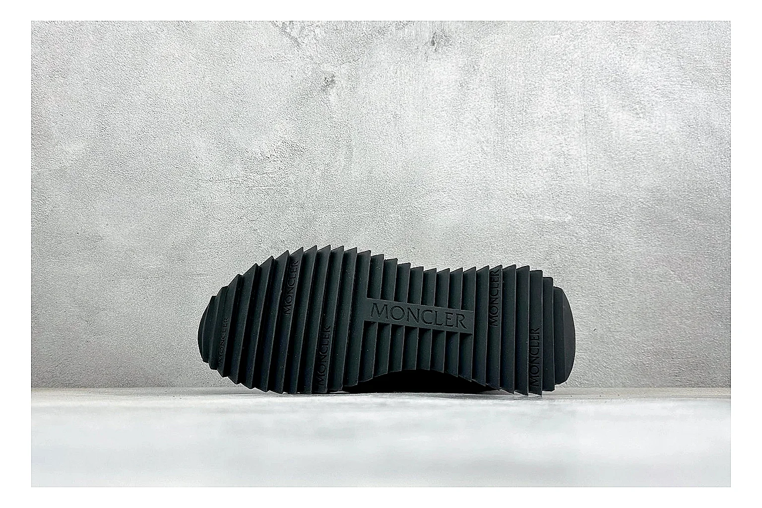 Moncler Pacey Black White Product Image thumbnail 5